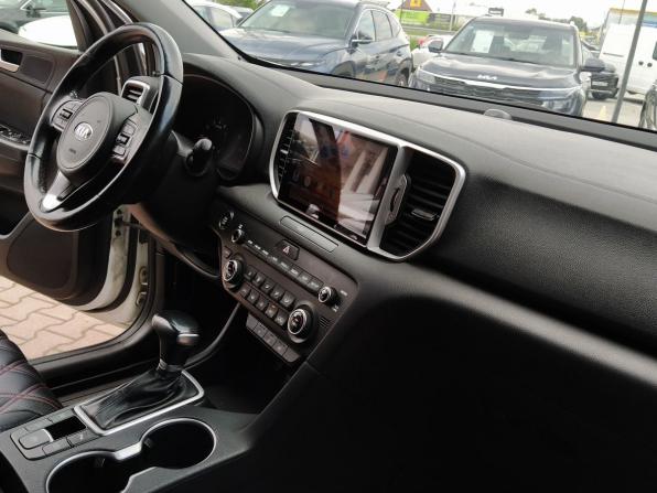 Kia Sportage IV с пробегом 2018 года, цена 1 949 000 рублей, 124536 км, внедорожник, Автокод Объявления