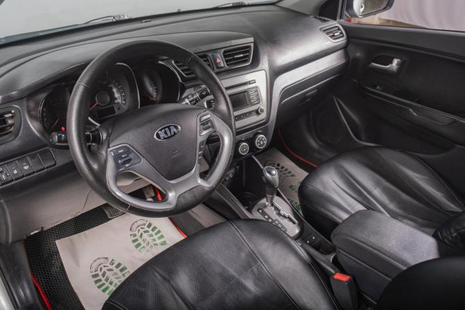 Kia Rio III Рестайлинг с пробегом 2016 года, цена 799 000 рублей, 149000 км, седан, Автокод Объявления