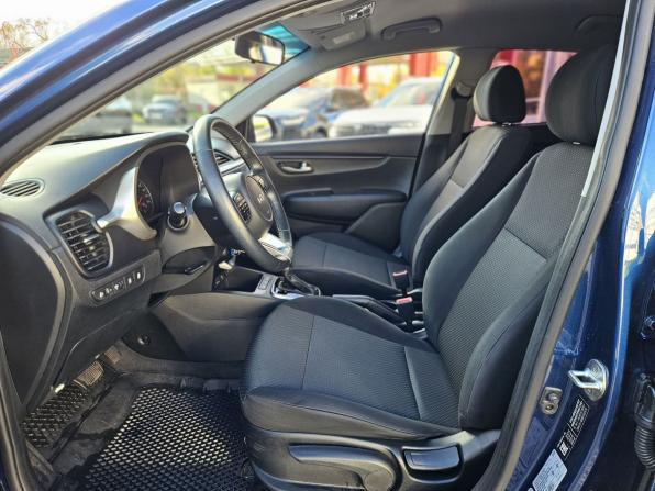 Kia Rio IV Рестайлинг с пробегом 2021 года, цена 1 690 000 рублей, 25281 км, хэтчбек, Автокод Объявления