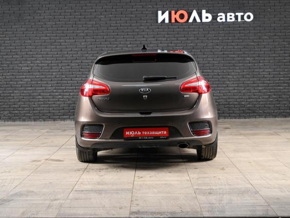 Kia Ceed II Рестайлинг с пробегом 2017 года, цена 1 430 000 рублей, 110550 км, хэтчбек, Автокод Объявления