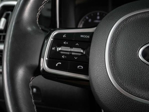 Kia Sorento IV с пробегом 2021 года, цена 3 745 000 рублей, 89882 км, внедорожник, Автокод Объявления