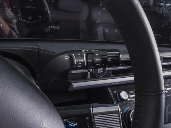 Hyundai Santa Fe V (MX5) с пробегом 2026 года, цена 5 550 000 рублей, 137 км, внедорожник, Автокод Объявления