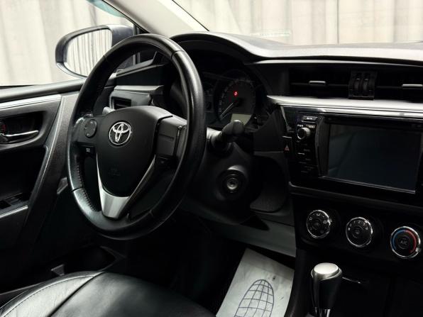 Toyota Corolla XI (E160 E170 E180) с пробегом 2015 года, цена 1 549 000 рублей, 159350 км, седан, Автокод Объявления