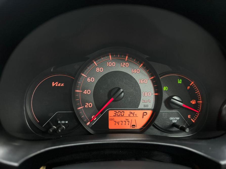 Toyota Vitz III (XP130) Рестайлинг 2 Кемерово  - изображение 7