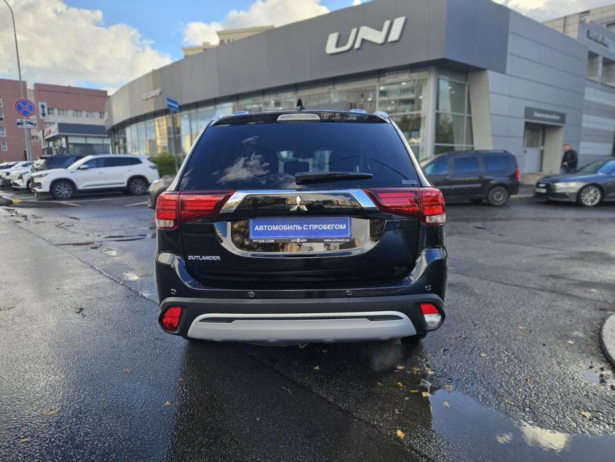 Mitsubishi Outlander III Рестайлинг 3 Санкт-Петербург  - изображение 5