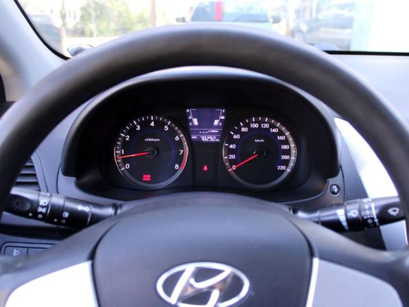 Hyundai Solaris I с пробегом 2013 года, цена 930 000 рублей, 78500 км, седан, Автокод Объявления