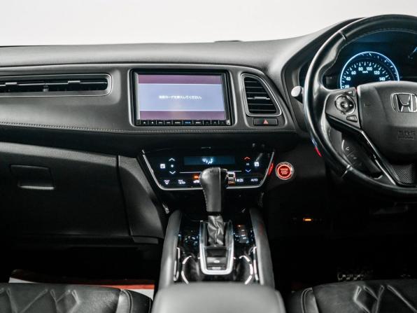 Honda Vezel I Рестайлинг с пробегом 2019 года, цена 2 014 000 рублей, 104765 км, внедорожник, Автокод Объявления