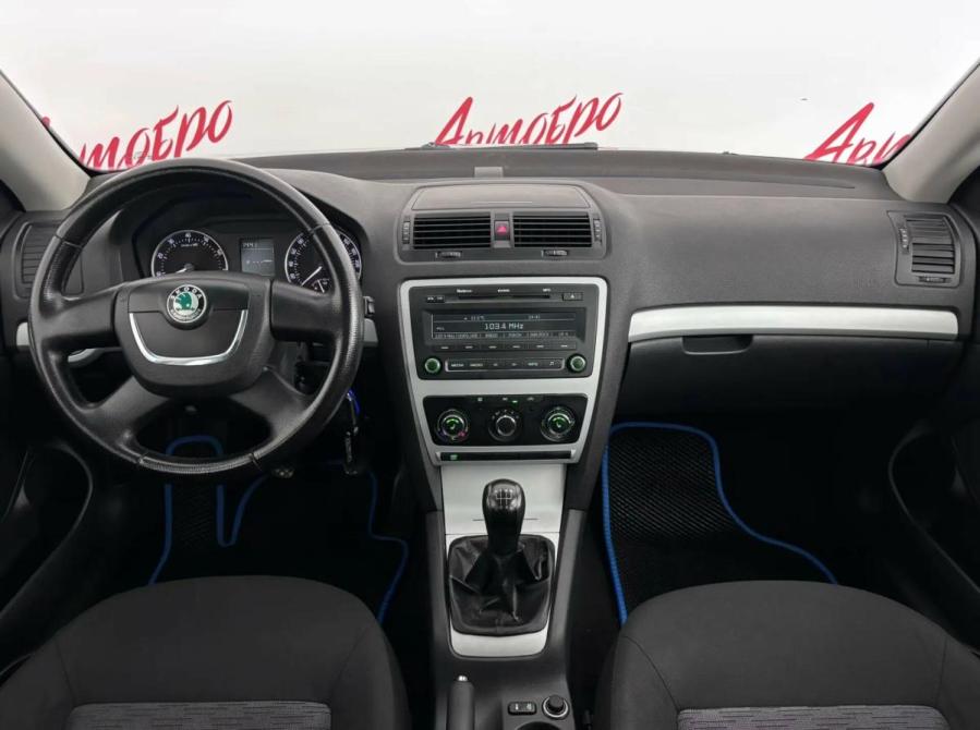 Skoda Octavia II (A5) Рестайлинг Псков  - изображение 9