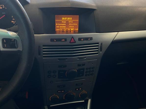 Opel Astra H Рестайлинг с пробегом 2012 года, цена 535 000 рублей, 177212 км, седан, Автокод Объявления
