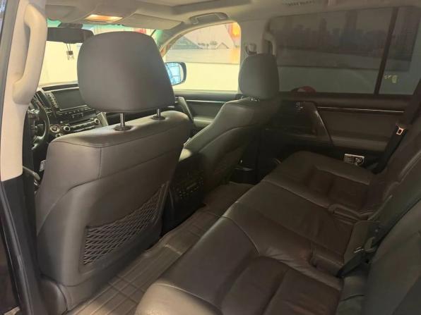 Toyota Land Cruiser 200 Series с пробегом 2010 года, цена 3 450 000 рублей, 200000 км, внедорожник, Автокод Объявления