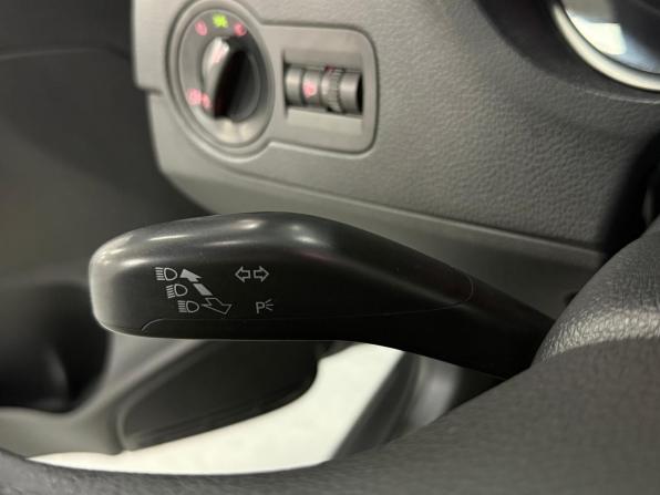 Volkswagen Polo V с пробегом 2013 года, цена 650 000 рублей, 230000 км, седан, Автокод Объявления