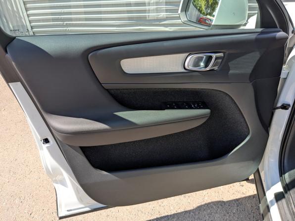 Volvo XC40 I с пробегом 2020 года, цена 3 200 000 рублей, 103076 км, внедорожник, Автокод Объявления