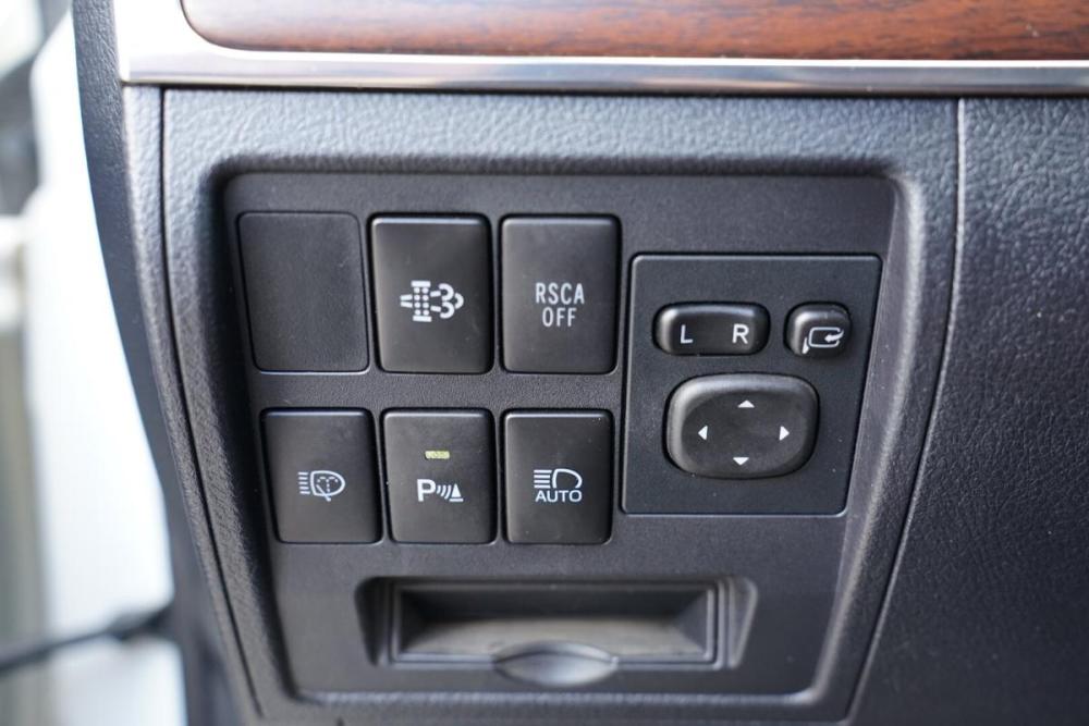 Toyota Land Cruiser 200 Series Рестайлинг 2 Крым  - изображение 11