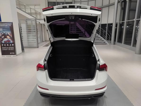 Skoda Rapid II с пробегом 2021 года, цена 1 647 000 рублей, 95123 км, лифтбек, Автокод Объявления