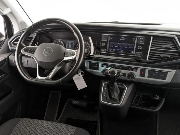 Volkswagen Multivan T6 Рестайлинг с пробегом 2021 года, цена 6 150 000 рублей, 94113 км, минивэн, Автокод Объявления