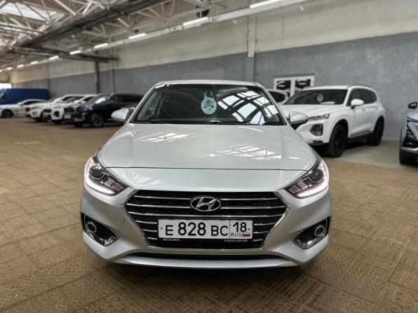 Hyundai Solaris II с пробегом 2017 года, цена 1 220 000 рублей, 164186 км, седан, Автокод Объявления