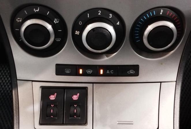 Mazda 3 II (BL) с пробегом 2010 года, цена 815 000 рублей, 209846 км, седан, Автокод Объявления