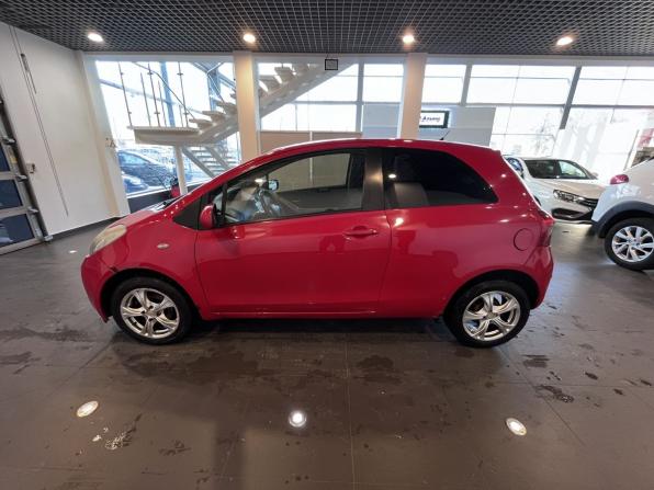 Toyota Yaris II с пробегом 2008 года, цена 462 600 рублей, 177087 км, хэтчбек, Автокод Объявления