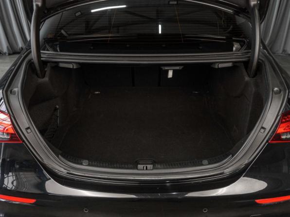Mercedes-Benz E-Класс V (W213 S213 C238) Рестайлинг с пробегом 2020 года, цена 4 999 000 рублей, 64261 км, седан, Автокод Объявления
