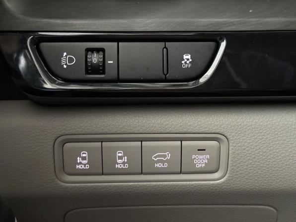 Kia Carnival IV с пробегом 2023 года, цена 4 022 000 рублей, 64537 км, минивэн, Автокод Объявления