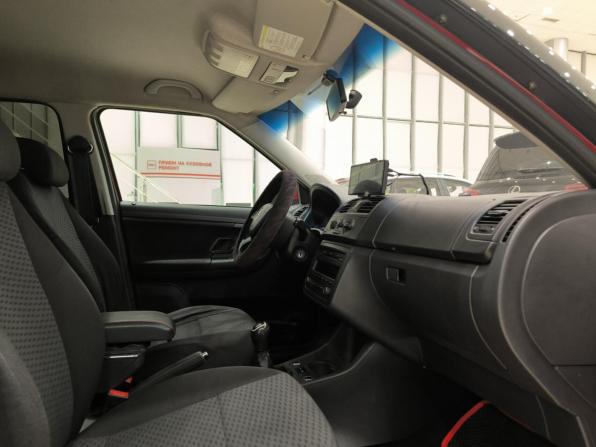 Skoda Fabia II Рестайлинг с пробегом 2013 года, цена 630 000 рублей, 208103 км, хэтчбек, Автокод Объявления