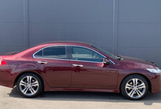Honda Accord VIII Рестайлинг с пробегом 2012 года, цена 1 360 000 рублей, 187273 км, седан, Автокод Объявления