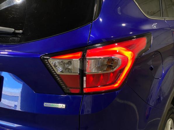 Ford Kuga II Рестайлинг с пробегом 2017 года, цена 1 320 000 рублей, 220663 км, внедорожник, Автокод Объявления