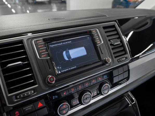 Volkswagen Multivan T6 с пробегом 2019 года, цена 3 925 000 рублей, 123970 км, минивэн, Автокод Объявления