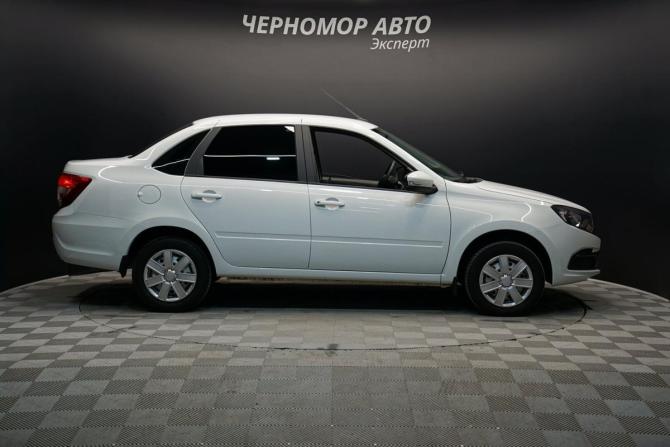 Lada (ВАЗ) Granta I Рестайлинг с пробегом 2024 года, цена 904 000 рублей, 16000 км, седан, Автокод Объявления