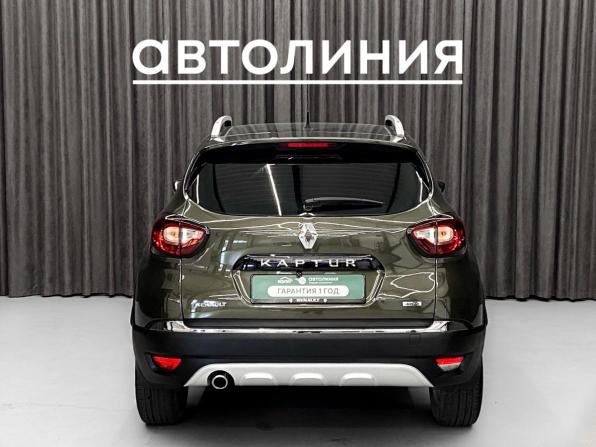 Renault Kaptur I с пробегом 2017 года, цена 1 480 000 рублей, 31000 км, внедорожник, Автокод Объявления