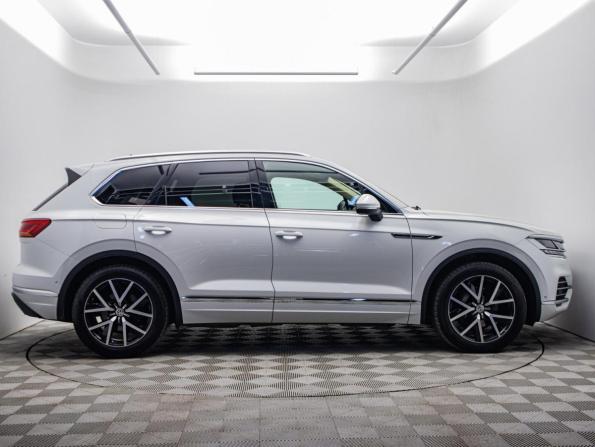 Volkswagen Touareg III с пробегом 2020 года, цена 4 295 000 рублей, 108000 км, внедорожник, Автокод Объявления