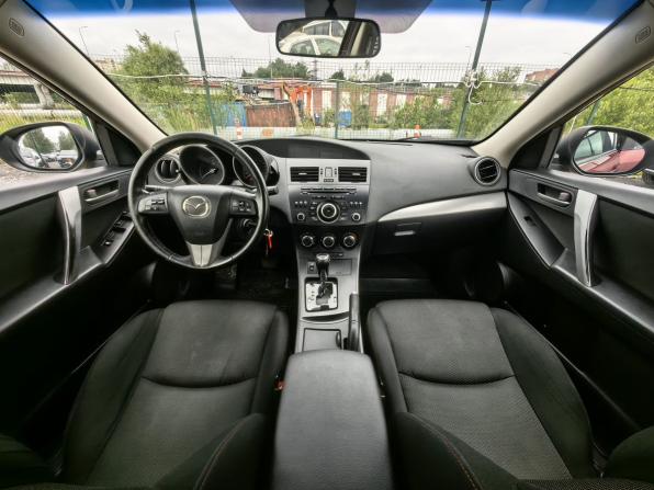 Mazda 3 II (BL) Рестайлинг с пробегом 2013 года, цена 769 000 рублей, 220000 км, хэтчбек, Автокод Объявления