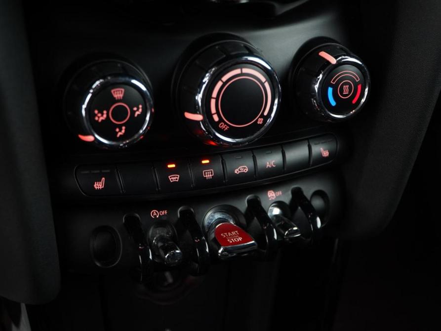Mini Hatch III (F55/F56) Рестайлинг Москва  - изображение 15
