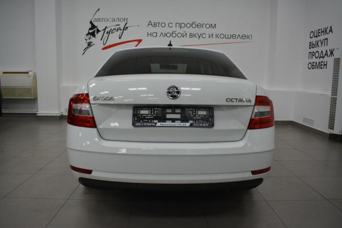 Skoda Octavia III (A7) Рестайлинг с пробегом 2018 года, цена 1 789 000 рублей, 87000 км, лифтбек, Автокод Объявления