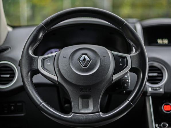 Renault Koleos I Рестайлинг 2 с пробегом 2013 года, цена 950 000 рублей, 229976 км, внедорожник, Автокод Объявления