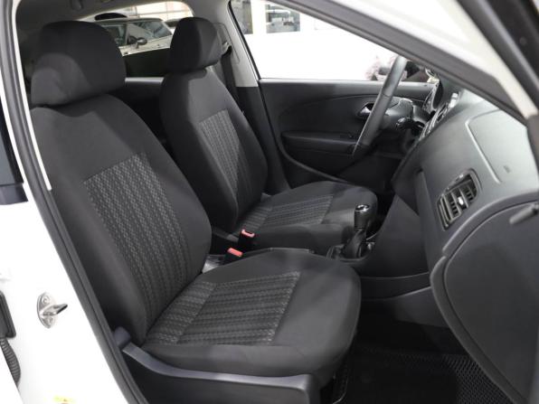 Volkswagen Polo V Рестайлинг с пробегом 2020 года, цена 1 329 000 рублей, 60421 км, седан, Автокод Объявления