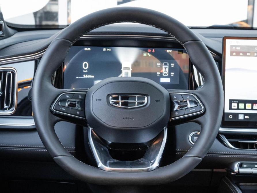 Geely Monjaro I Рестайлинг 2 Ставрополь  - изображение 14