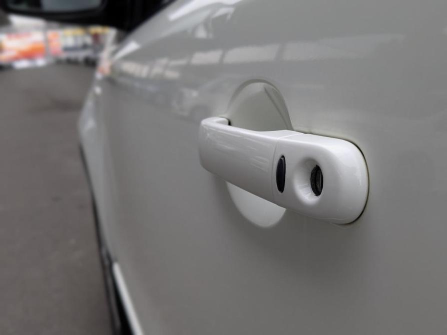 Nissan Note I Рестайлинг Екатеринбург  - изображение 9