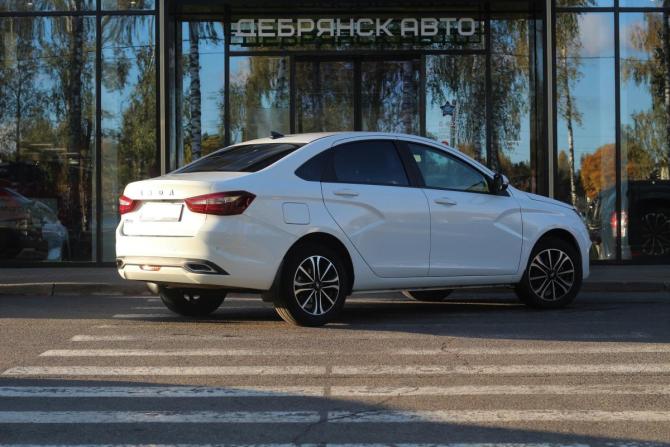 Lada (ВАЗ) Vesta I Рестайлинг (NG) с пробегом 2024 года, цена 1 290 000 рублей, 28876 км, седан, Автокод Объявления