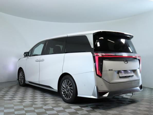 GAC M8 с пробегом 2023 года, цена 3 690 000 рублей, 37525 км, минивэн, Автокод Объявления