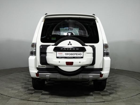 Mitsubishi Pajero IV Рестайлинг 1 с пробегом 2013 года, цена 1 889 585 рублей, 220000 км, внедорожник, Автокод Объявления