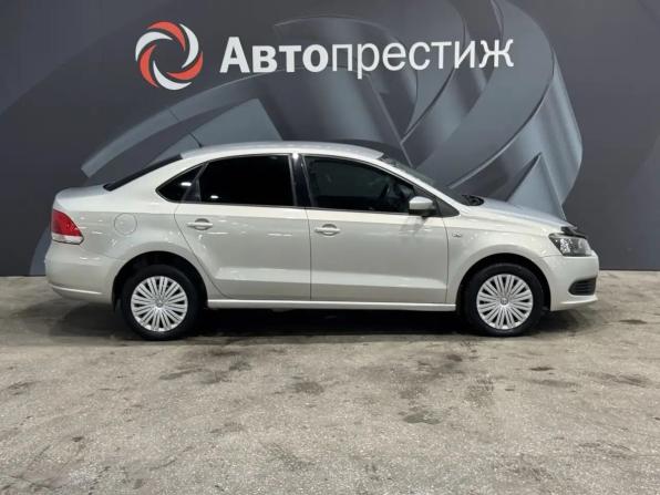 Volkswagen Polo V с пробегом 2011 года, цена 590 000 рублей, 212496 км, седан, Автокод Объявления