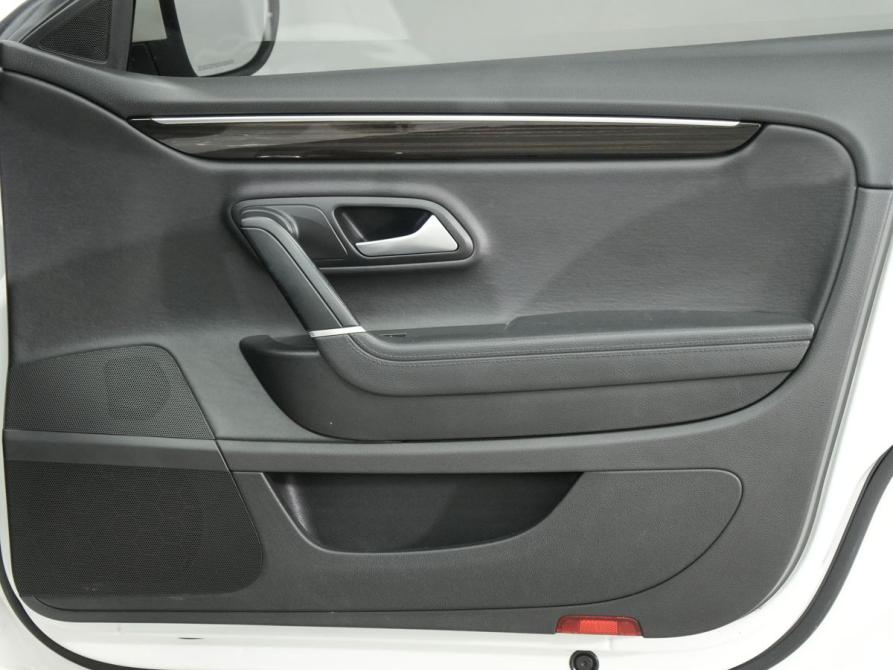 Volkswagen Passat CC I Рестайлинг Новосибирск  - изображение 15