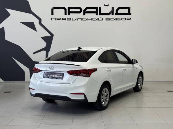 Hyundai Solaris II с пробегом 2017 года, цена 1 369 900 рублей, 99850 км, седан, Автокод Объявления