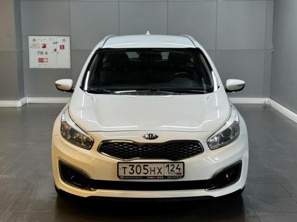 Kia Ceed II Рестайлинг с пробегом 2017 года, цена 1 327 000 рублей, 86500 км, универсал, Автокод Объявления