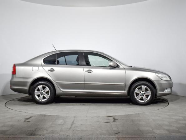 Skoda Octavia II (A5) Рестайлинг с пробегом 2012 года, цена 725 000 рублей, 174000 км, лифтбек, Автокод Объявления
