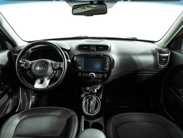 Kia Soul II Рестайлинг с пробегом 2018 года, цена 1 649 700 рублей, 96947 км, хэтчбек, Автокод Объявления