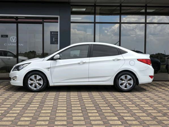 Hyundai Solaris I Рестайлинг с пробегом 2015 года, цена 1 250 000 рублей, 84028 км, седан, Автокод Объявления