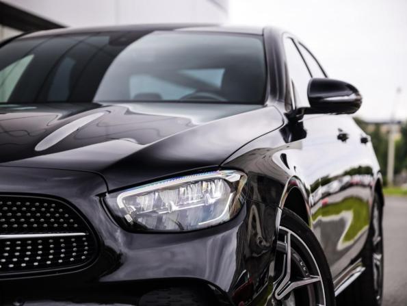 Mercedes-Benz E-Класс V (W213 S213 C238) Рестайлинг с пробегом 2021 года, цена 4 049 000 рублей, 89537 км, седан, Автокод Объявления