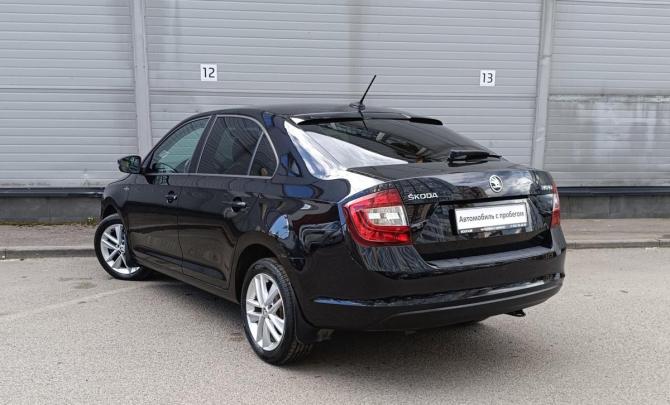 Skoda Rapid I Рестайлинг с пробегом 2018 года, цена 1 369 000 рублей, 93346 км, лифтбек, Автокод Объявления